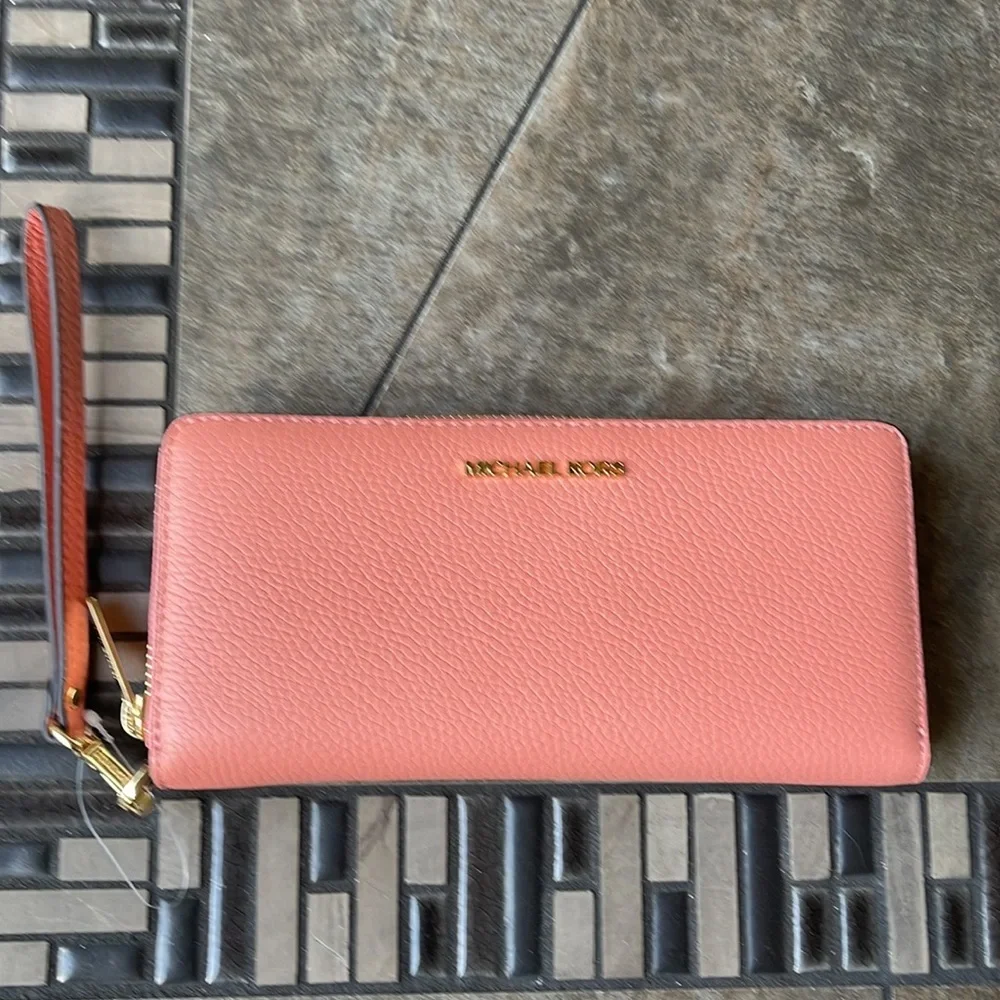 Michael Kors Jet Set Travel Large Travel CONTINENTAL  Sherbert